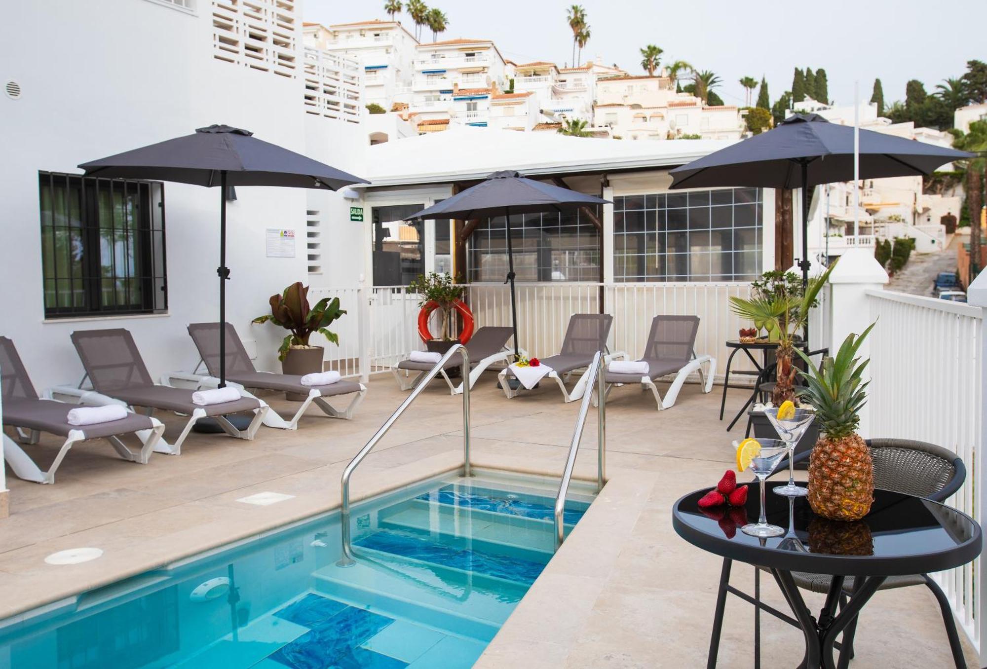 Boutique Rooms Playa Burriana Nerja Exteriér fotografie