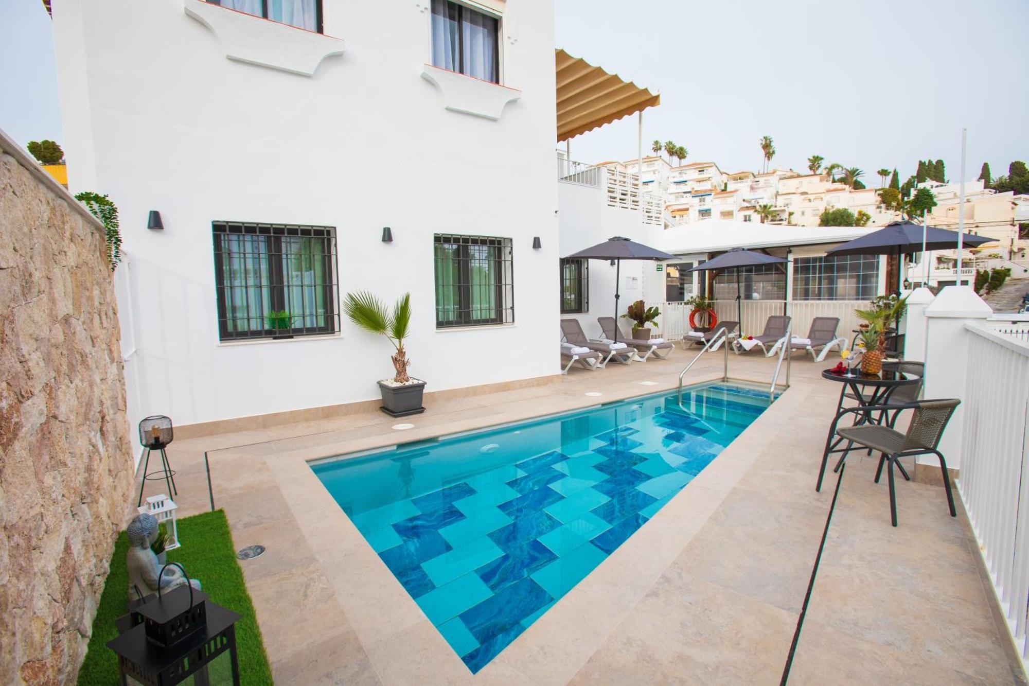 Boutique Rooms Playa Burriana Nerja Exteriér fotografie