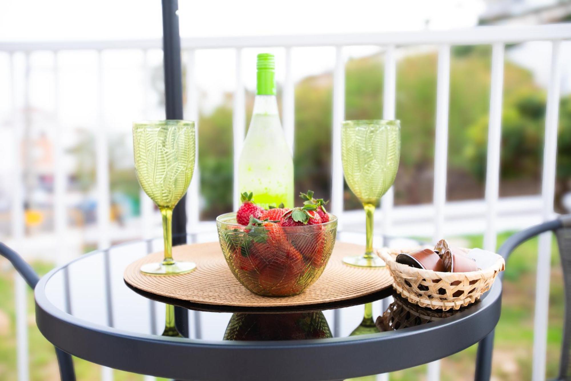 Boutique Rooms Playa Burriana Nerja Exteriér fotografie