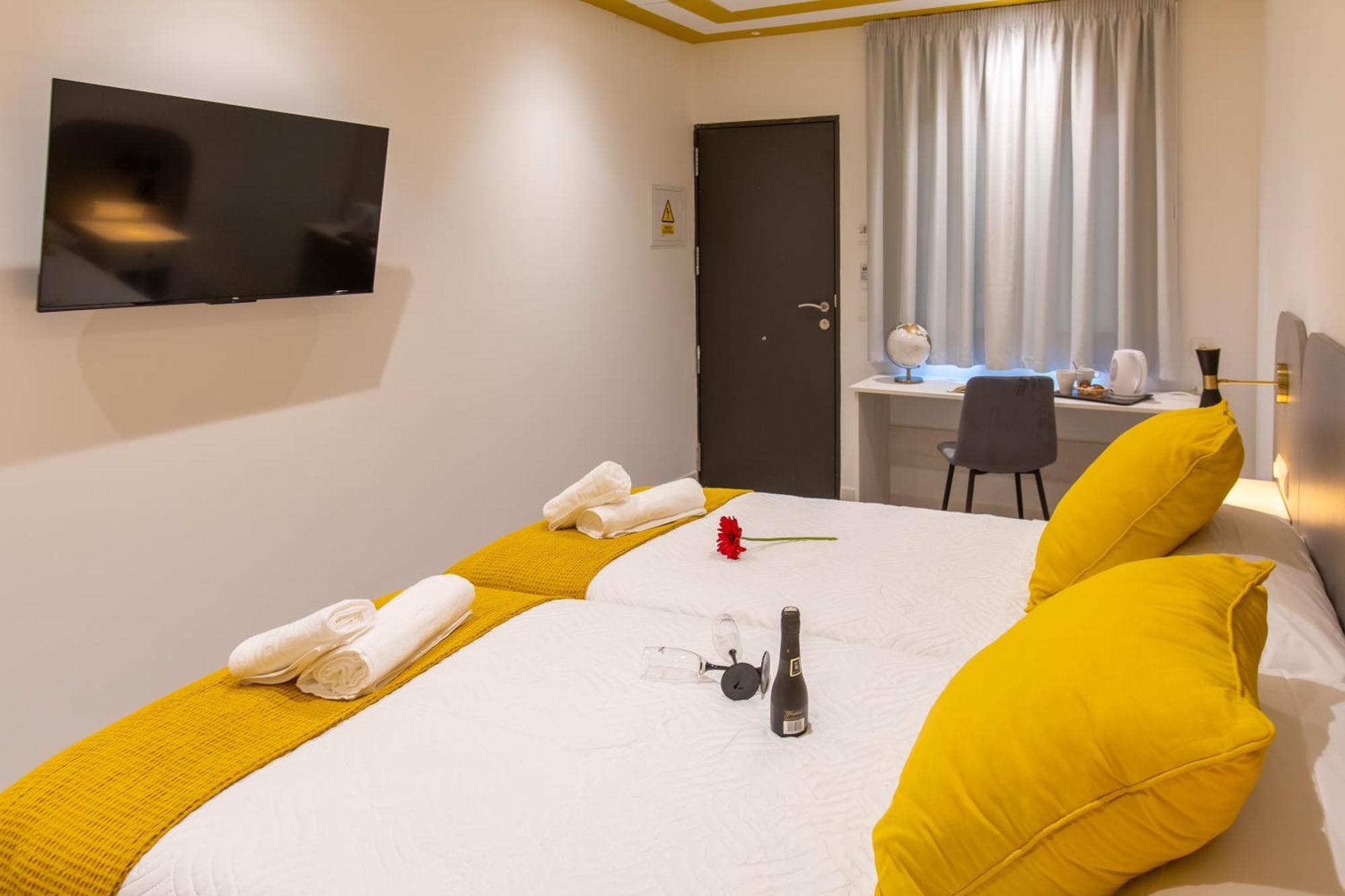 Boutique Rooms Playa Burriana Nerja Exteriér fotografie