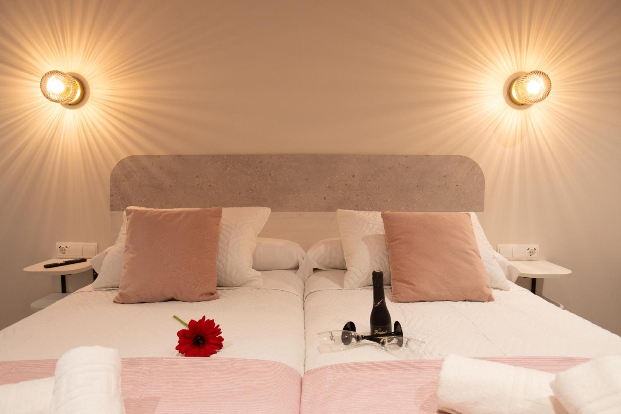 Boutique Rooms Playa Burriana Nerja Exteriér fotografie